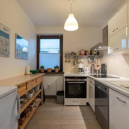 Budget Apartament *